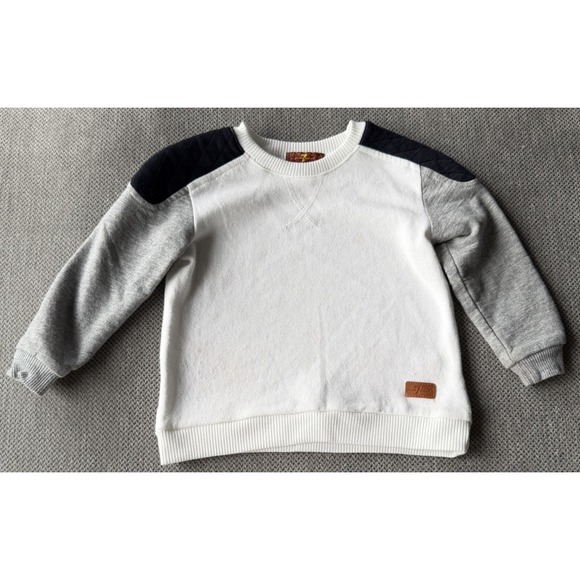 7 For All Mankind Other - 7 For All Mankind Baby Boys Sweatshirt 18M White Gray Quilted Shoulder Pullover
